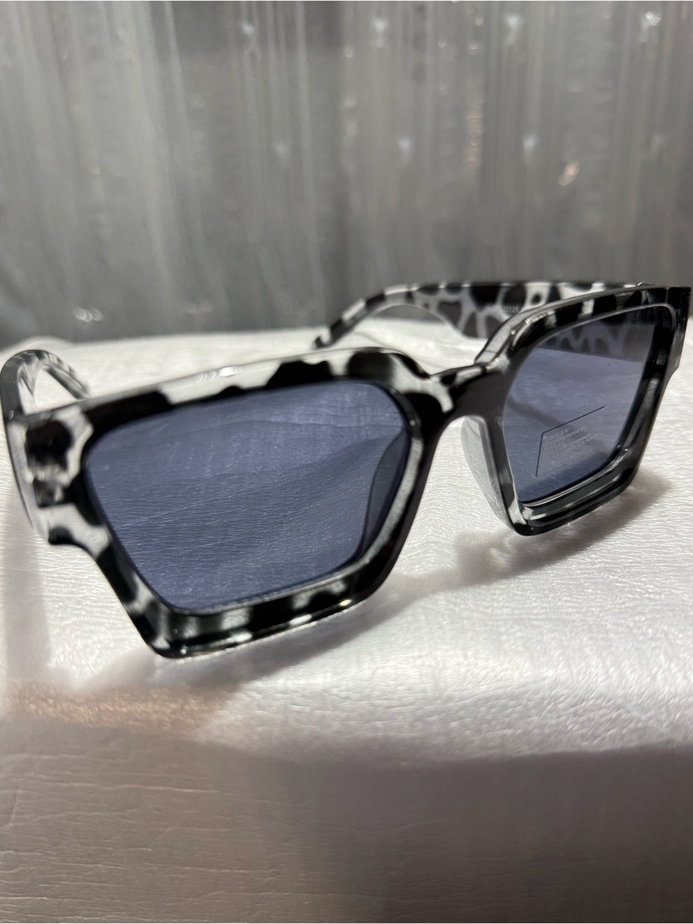 Women's Black & White (marble) Patterned Sunglasses with Blue Lenses-New